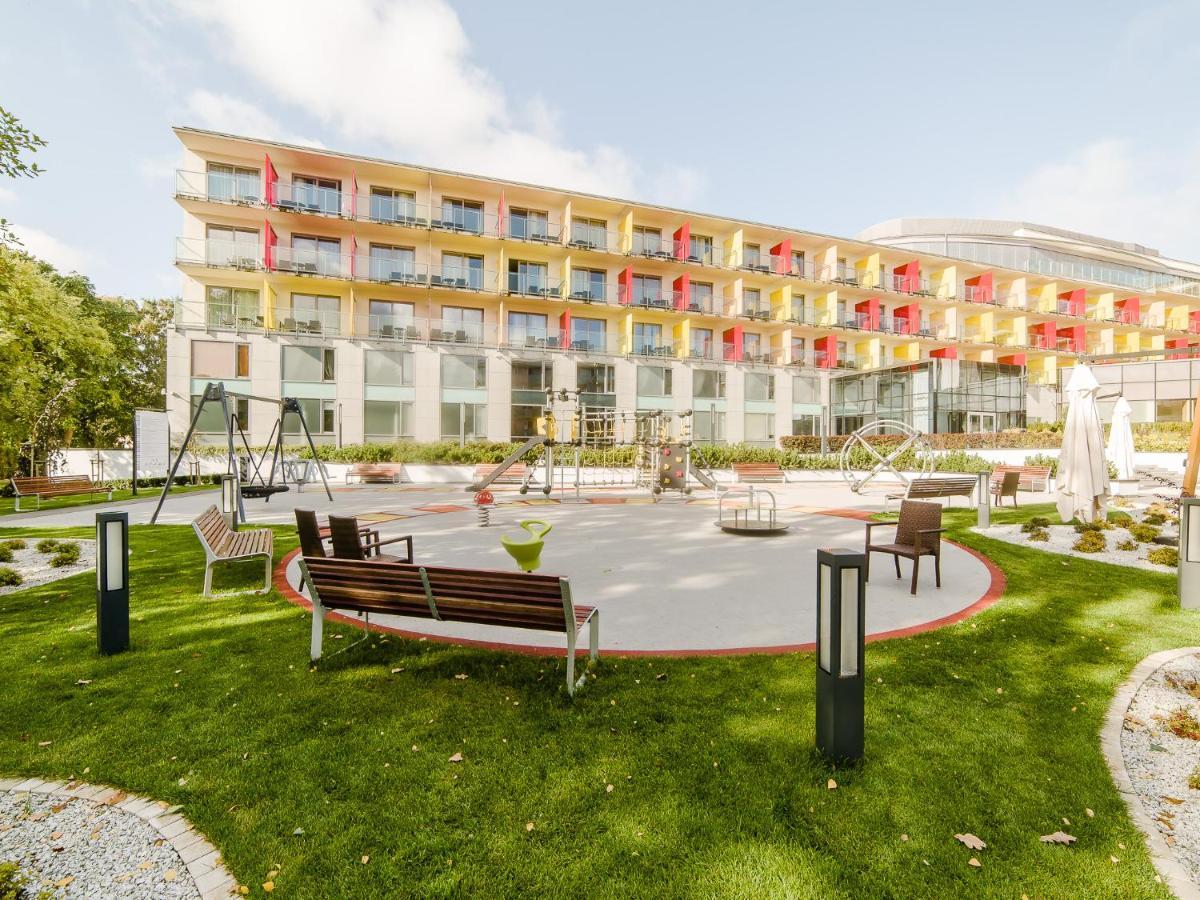 Aquabaltic Apartments Aquarius Kolobrzeg Exterior photo